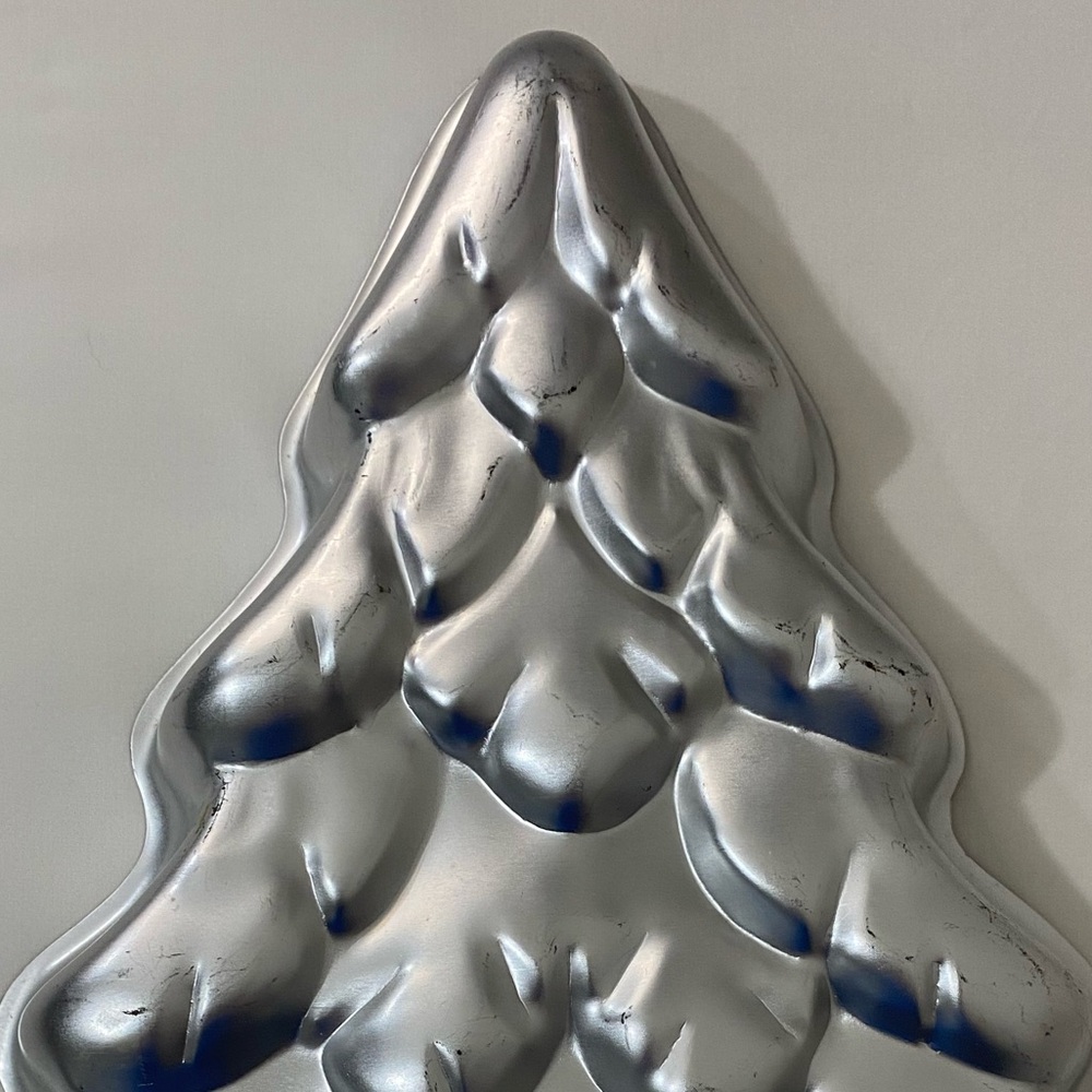 Vintage 1972 Wilton Treeliteful Christmas Cake Pan Holiday Nostalgia Decorated - Picture 10 of 10